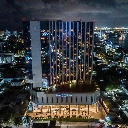 Lagos Continental Hotel Exterior foto Aerial view of the building at night