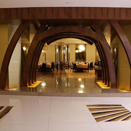 Lagos Continental Hotel Exterior foto The interior of the hotel