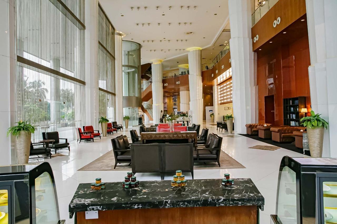 Lagos Continental Hotel Exterior foto Lobby