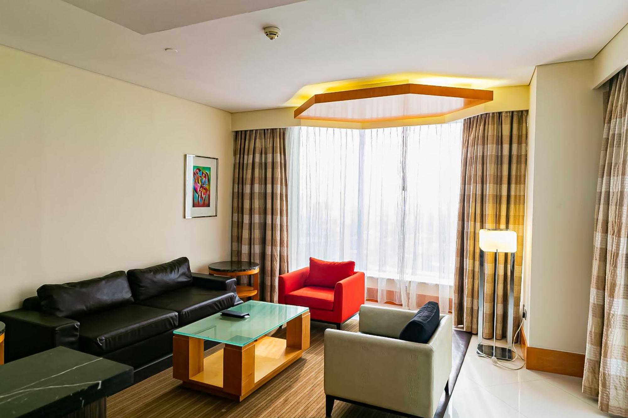 Lagos Continental Hotel Exterior foto Living room